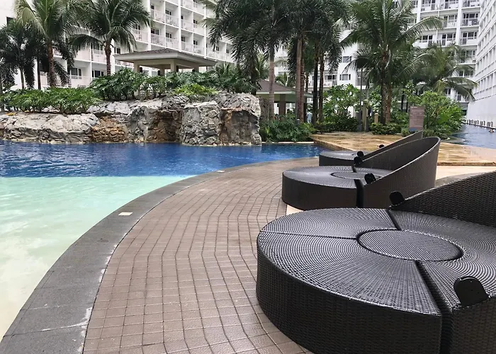 Shore Residences, Mall Of Complex By Pbyy *