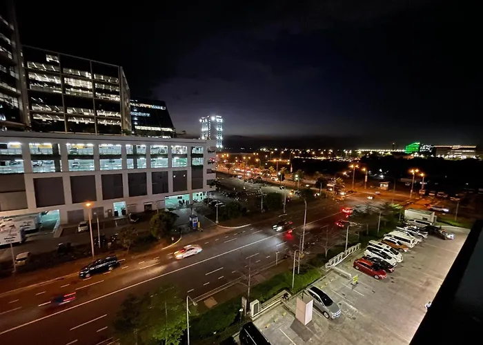 Shore Residences, Mall Of Complex By Pbyy Apartment *